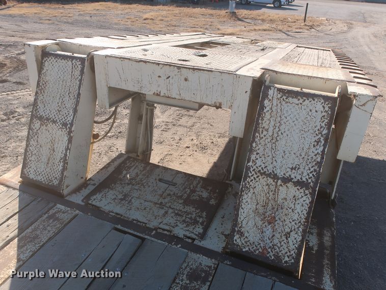 image for item DJ2299 1999 Holden HPF50 lowboy equipment trailer