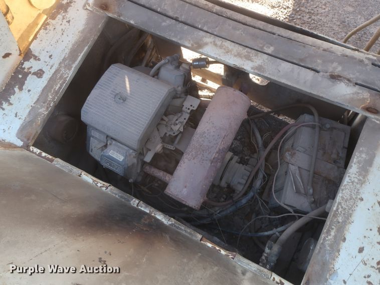 image for item DJ2299 1999 Holden HPF50 lowboy equipment trailer