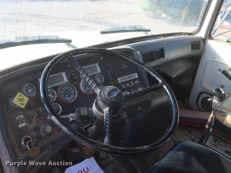 image for item DJ2303 1997 Ford L8000  truck cab and chassis