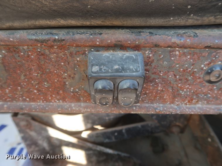 image for item DJ2303 1997 Ford L8000  truck cab and chassis