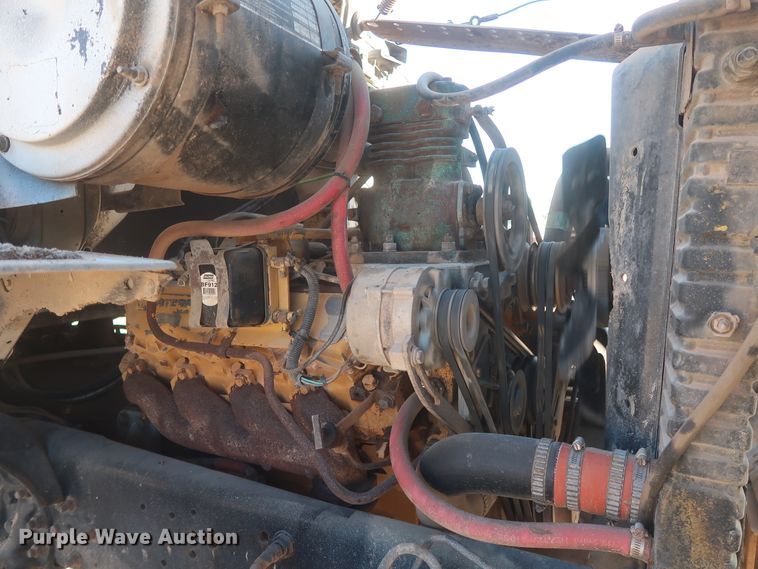 image for item DJ2303 1997 Ford L8000  truck cab and chassis