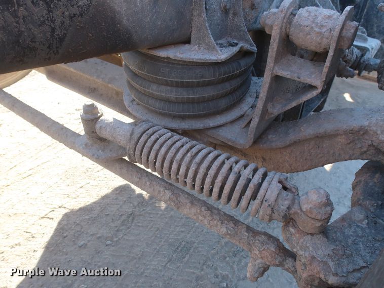 image for item DJ2303 1997 Ford L8000  truck cab and chassis