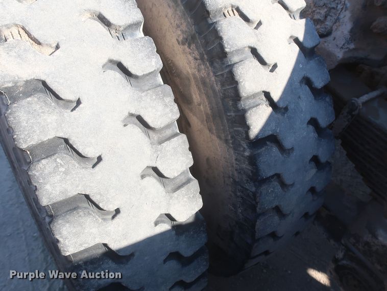 image for item DJ2303 1997 Ford L8000  truck cab and chassis