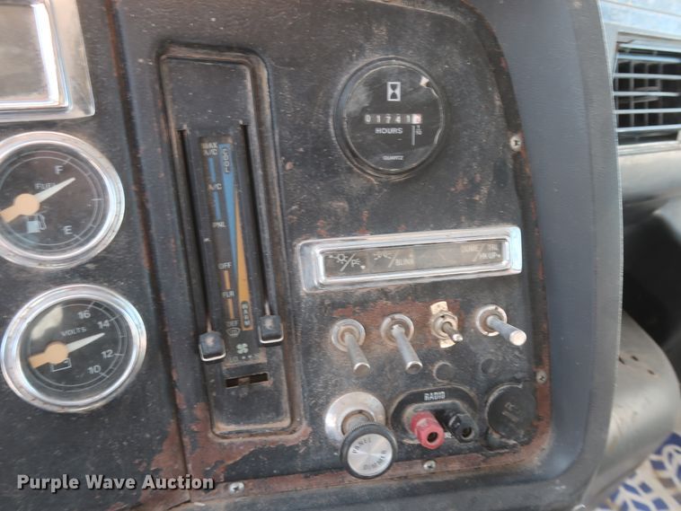 image for item DJ2304 1997 Ford L8000  truck cab and chassis