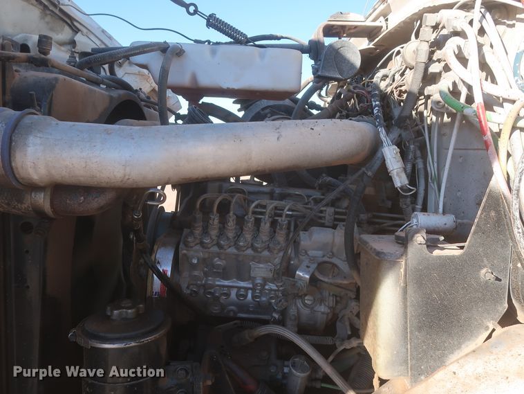 image for item DJ2304 1997 Ford L8000  truck cab and chassis