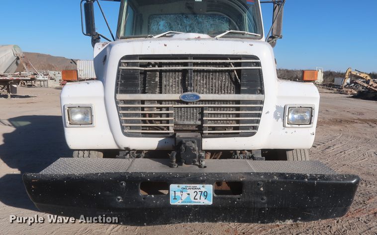 image for item DJ2304 1997 Ford L8000  truck cab and chassis