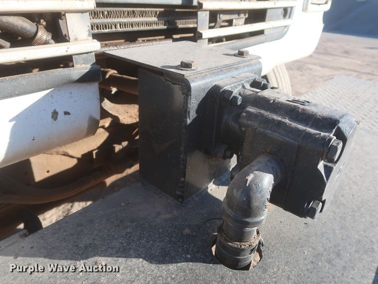 image for item DJ2304 1997 Ford L8000  truck cab and chassis