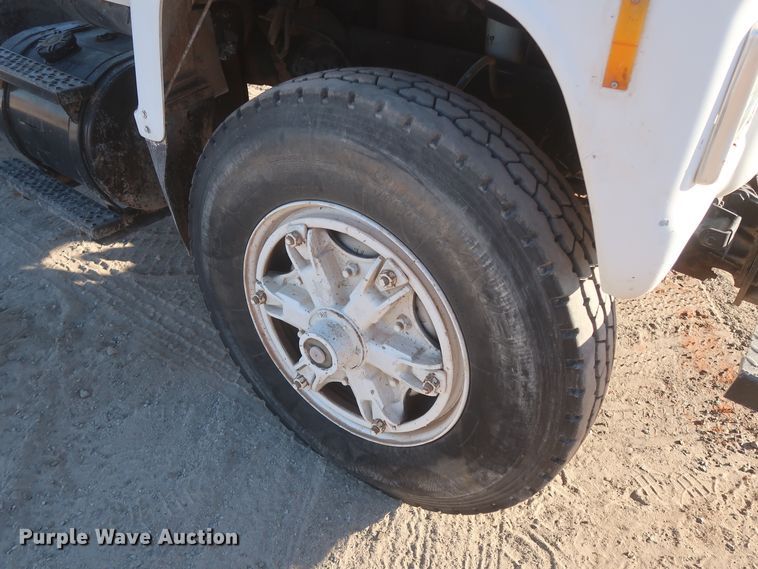 image for item DJ2304 1997 Ford L8000  truck cab and chassis