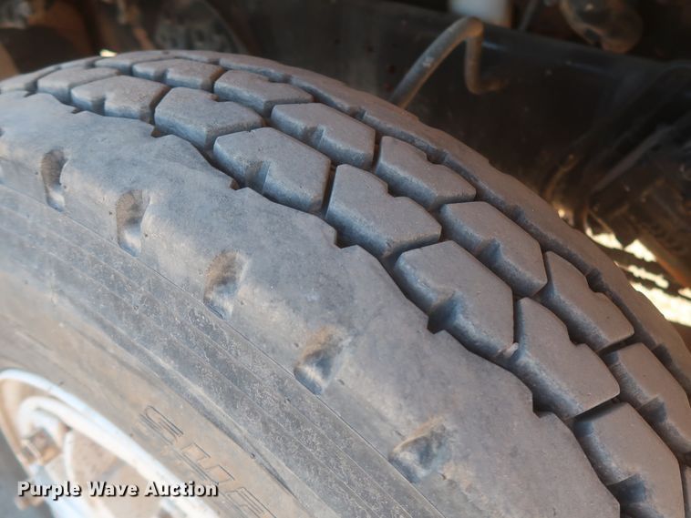 image for item DJ2304 1997 Ford L8000  truck cab and chassis