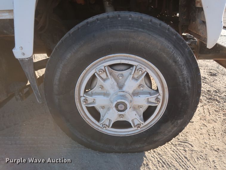 image for item DJ2304 1997 Ford L8000  truck cab and chassis