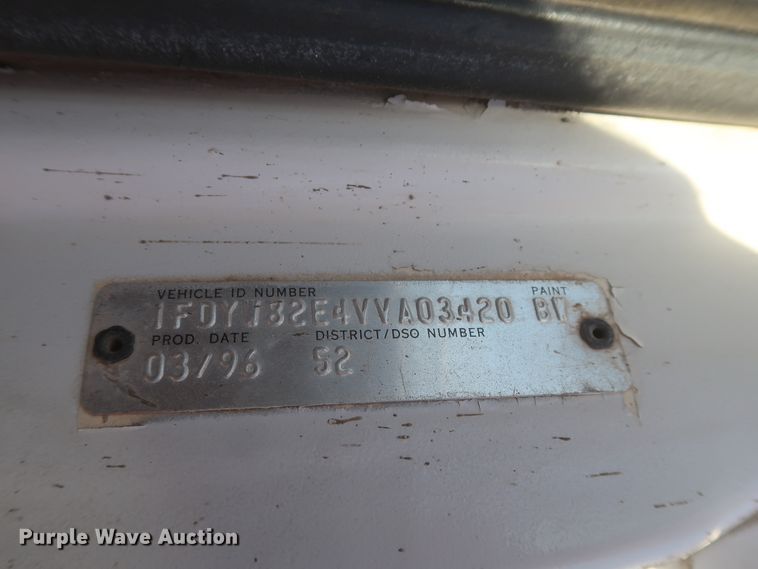 image for item DJ2304 1997 Ford L8000  truck cab and chassis