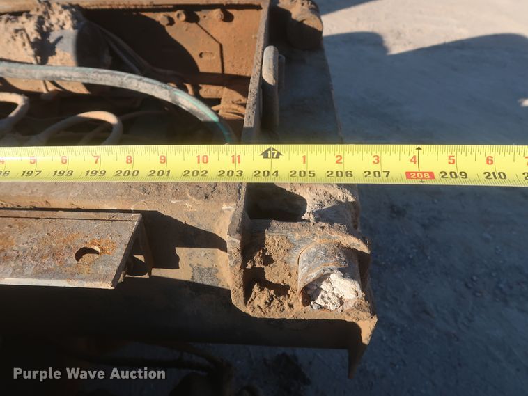 image for item DJ2304 1997 Ford L8000  truck cab and chassis