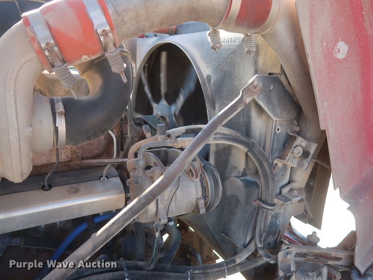 image for item DJ2307 2001 Mack RD690S  semi truck