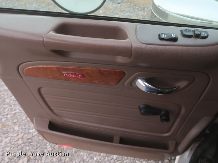 image for item DJ2312 2008 Peterbilt 388  semi truck