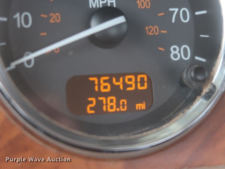 image for item DJ2312 2008 Peterbilt 388  semi truck