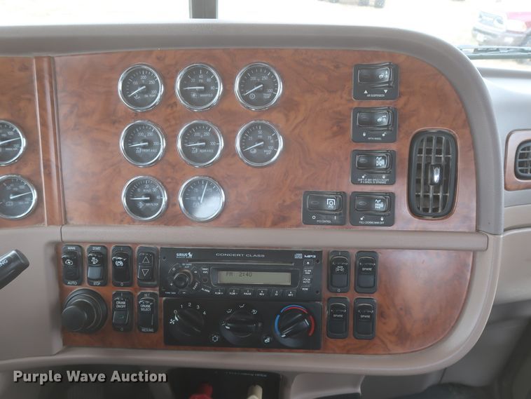 image for item DJ2312 2008 Peterbilt 388  semi truck