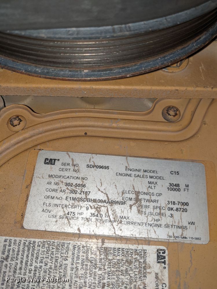 image for item DJ2312 2008 Peterbilt 388  semi truck