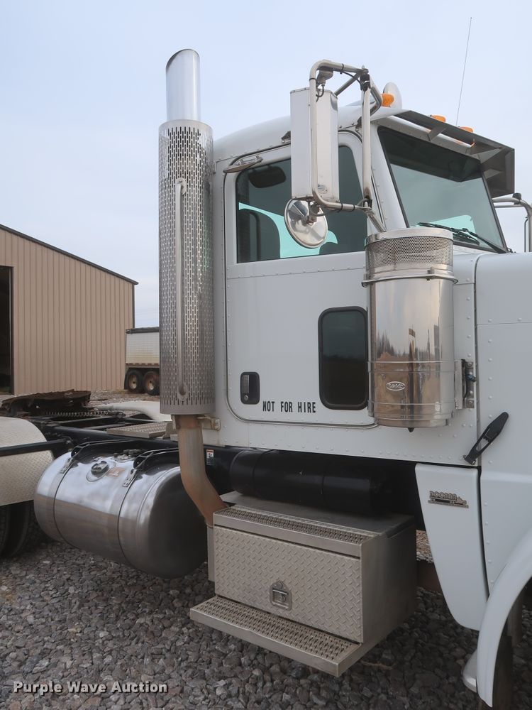 image for item DJ2312 2008 Peterbilt 388  semi truck