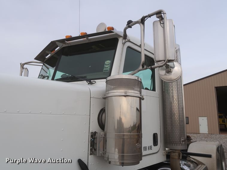image for item DJ2312 2008 Peterbilt 388  semi truck