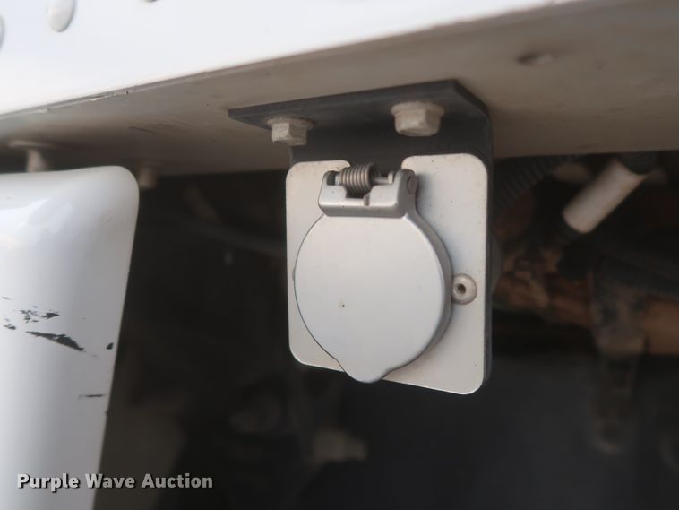 image for item DJ2312 2008 Peterbilt 388  semi truck