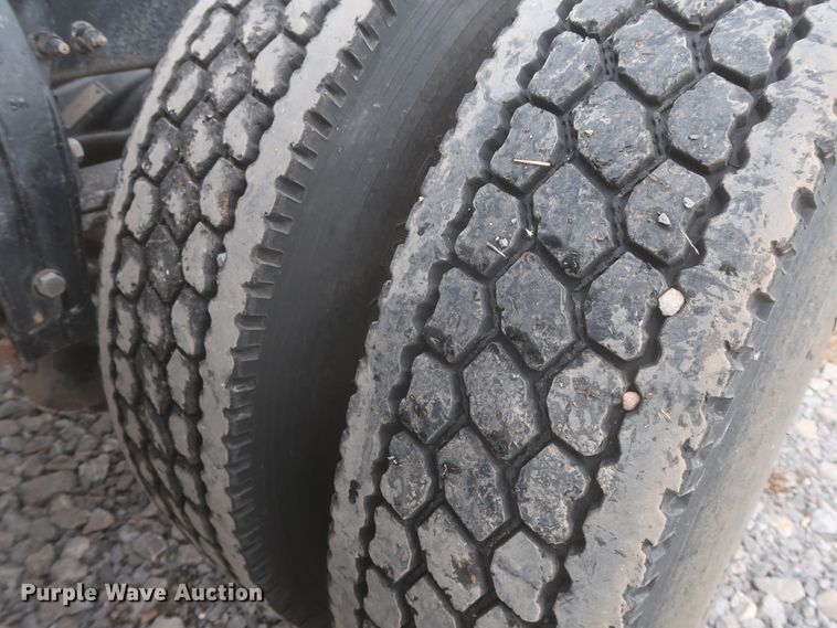 image for item DJ2312 2008 Peterbilt 388  semi truck