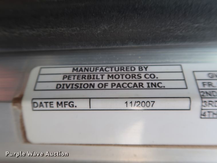 image for item DJ2312 2008 Peterbilt 388  semi truck