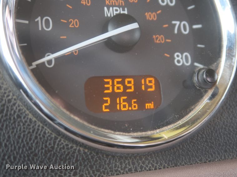 image for item DJ2313 2011 Peterbilt 367  semi truck