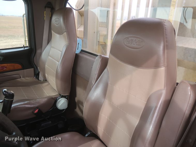 image for item DJ2313 2011 Peterbilt 367  semi truck