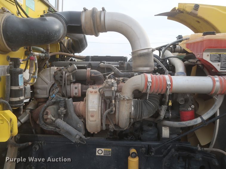 image for item DJ2313 2011 Peterbilt 367  semi truck