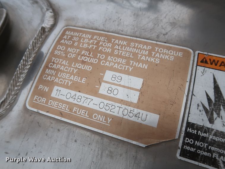 image for item DJ2313 2011 Peterbilt 367  semi truck