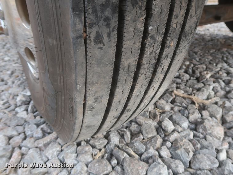 image for item DJ2313 2011 Peterbilt 367  semi truck