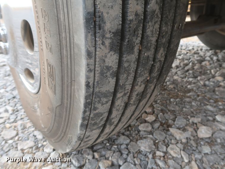 image for item DJ2313 2011 Peterbilt 367  semi truck