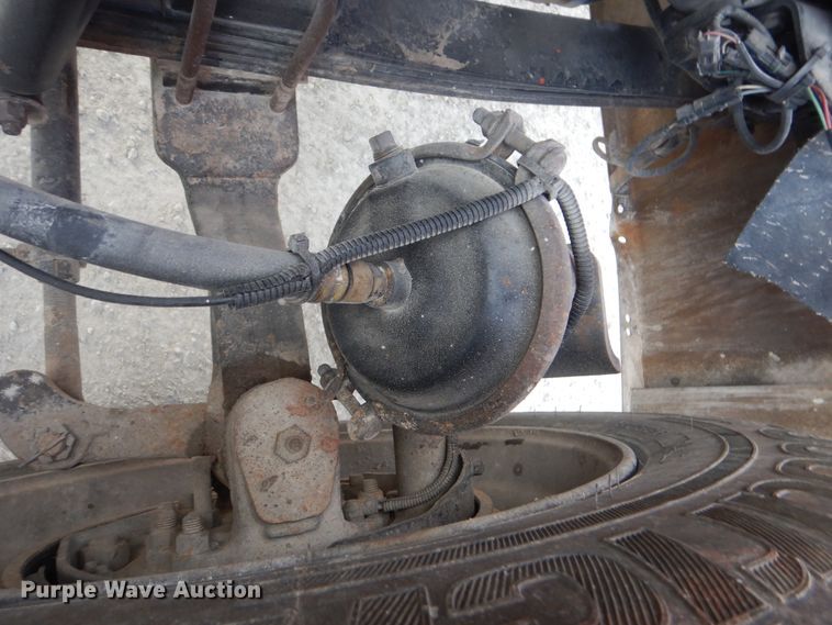 image for item DJ8619 2006 Kenworth W900  semi truck