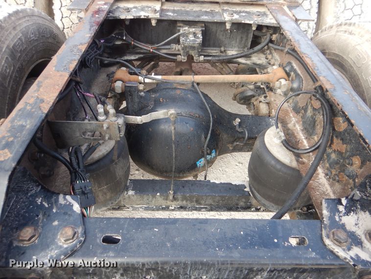 image for item DJ8619 2006 Kenworth W900  semi truck