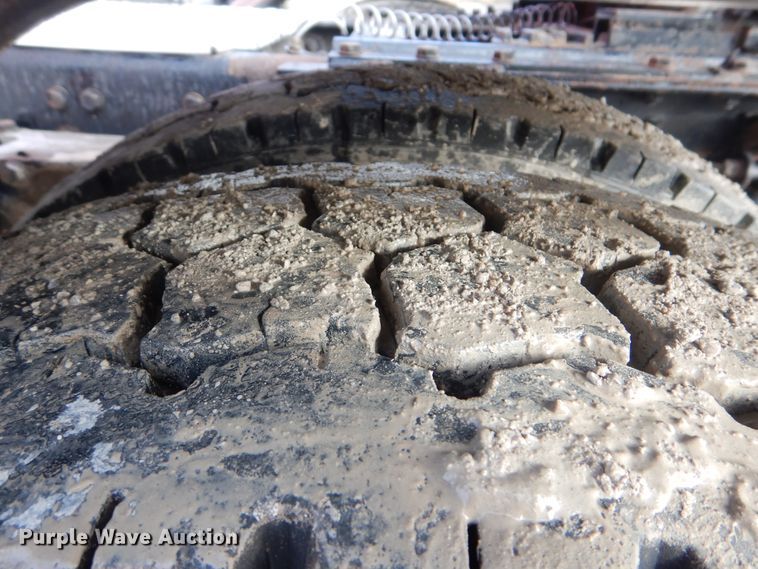 image for item DJ8619 2006 Kenworth W900  semi truck