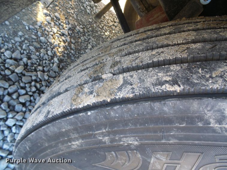 image for item DL0797 2005 Peterbilt 379  semi truck