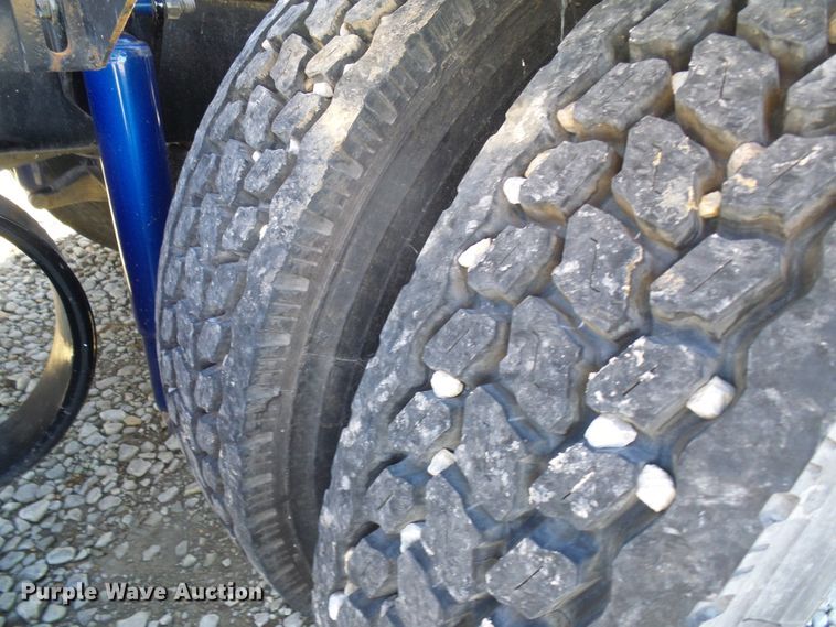 image for item DL0797 2005 Peterbilt 379  semi truck