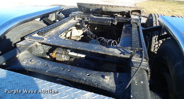 image for item DL0797 2005 Peterbilt 379  semi truck