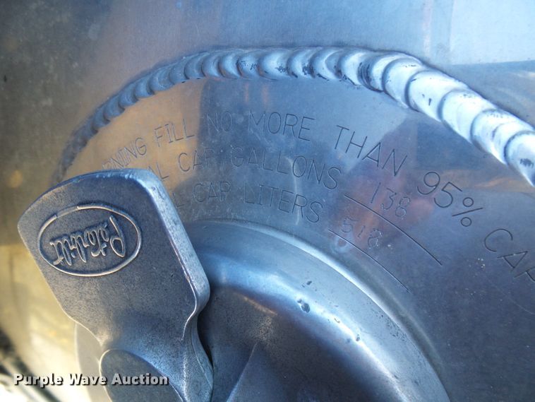 image for item DL0797 2005 Peterbilt 379  semi truck