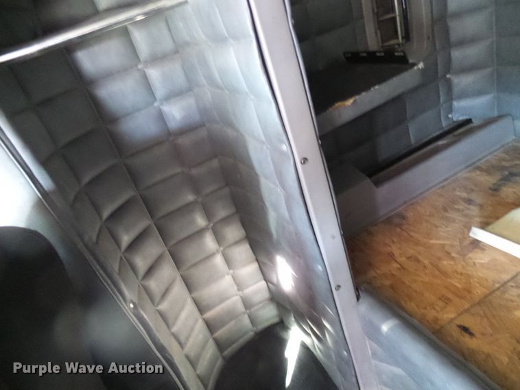 image for item DL0797 2005 Peterbilt 379  semi truck