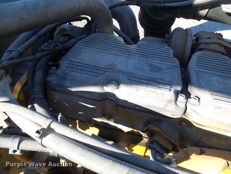 image for item DL0797 2005 Peterbilt 379  semi truck