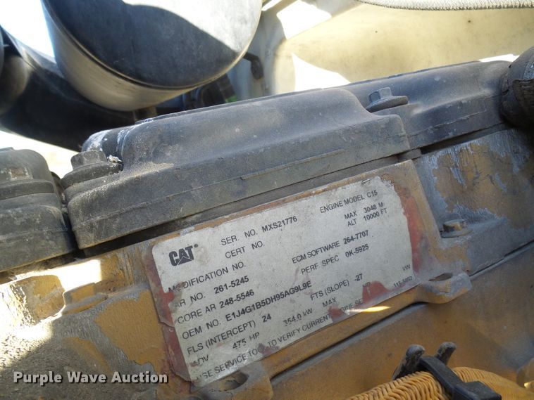 image for item DL0797 2005 Peterbilt 379  semi truck