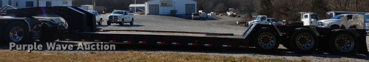 image for item GT9548 1987 Trail King lowboy equipment trailer
