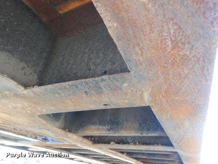 image for item GT9548 1987 Trail King lowboy equipment trailer