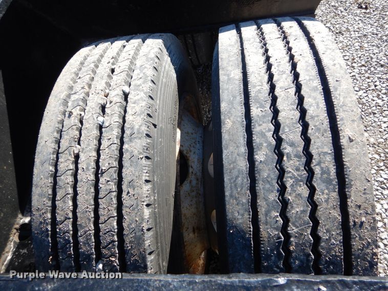 image for item GT9548 1987 Trail King lowboy equipment trailer