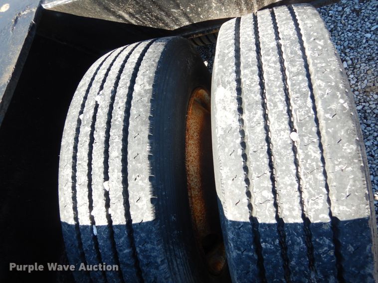 image for item GT9548 1987 Trail King lowboy equipment trailer