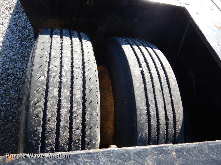 image for item GT9548 1987 Trail King lowboy equipment trailer