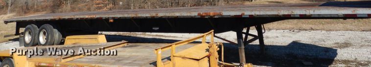 image for item GT9549 1997 Wabash flatbed trailer