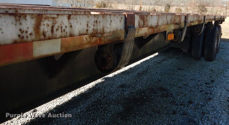 image for item GT9549 1997 Wabash flatbed trailer