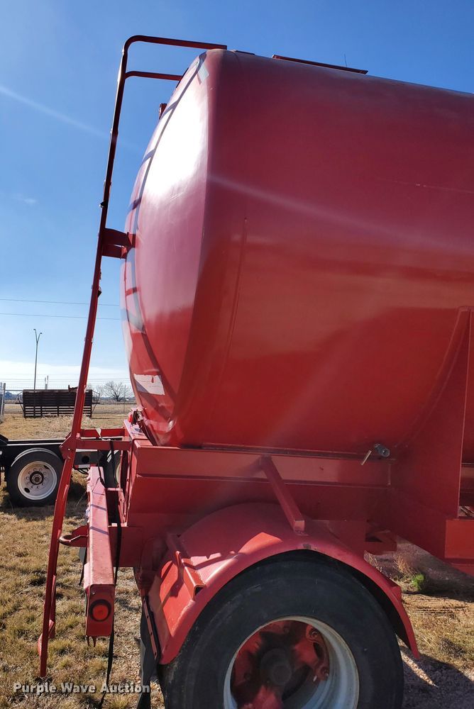 image for item HC9153 1982 Shopmade  tank trailer